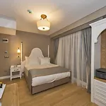 Отель Hanna